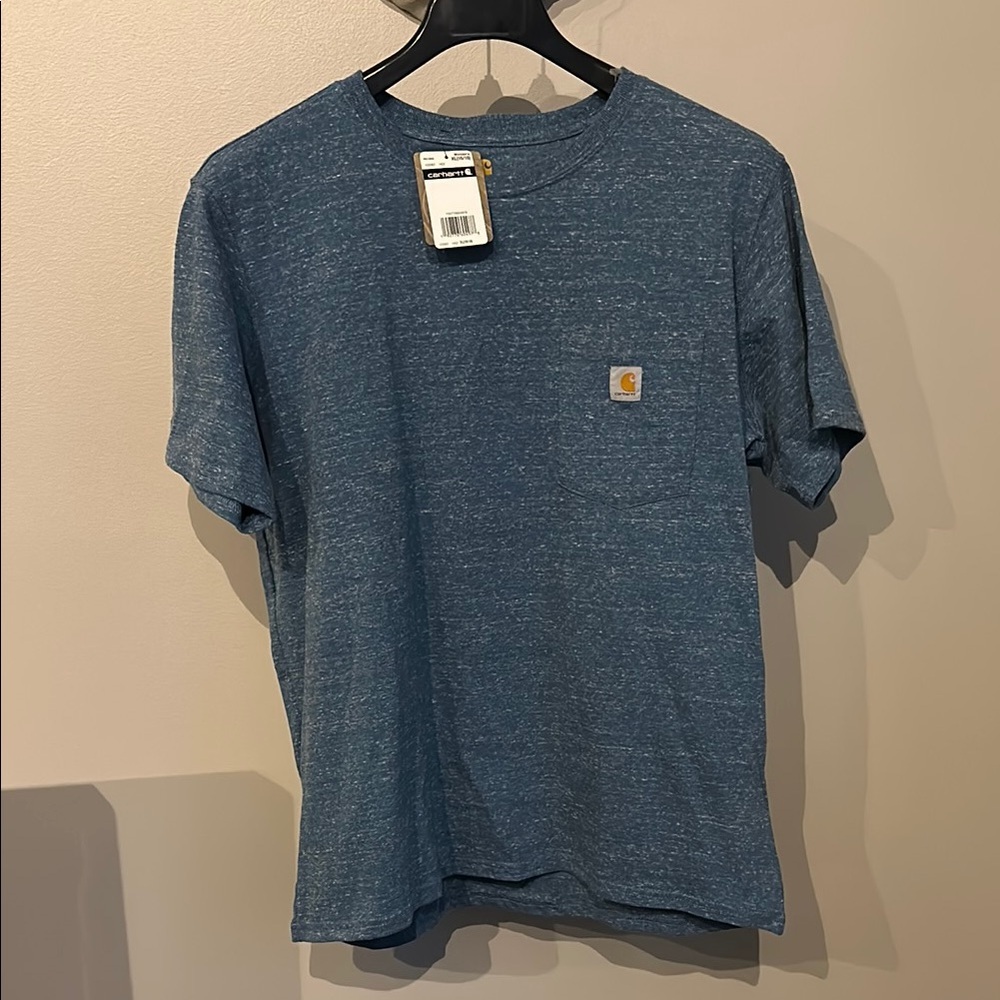 NWT Carhartt women’s loose for short sleeve short​